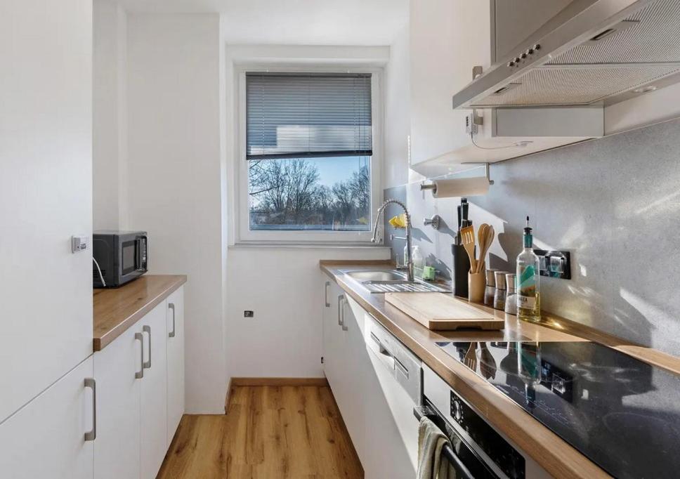 Charmentes Privatzimmer Mit Kueche, Naturgebiet Düsseldorf Kültér fotó